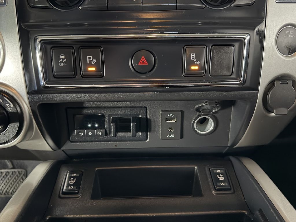 Nissan Titan PRO-4X Crew Cab 4WD 2018