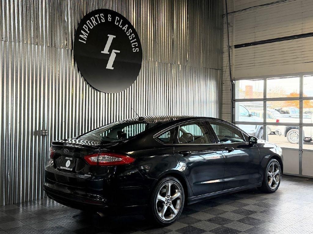 Ford Fusion SE 2013