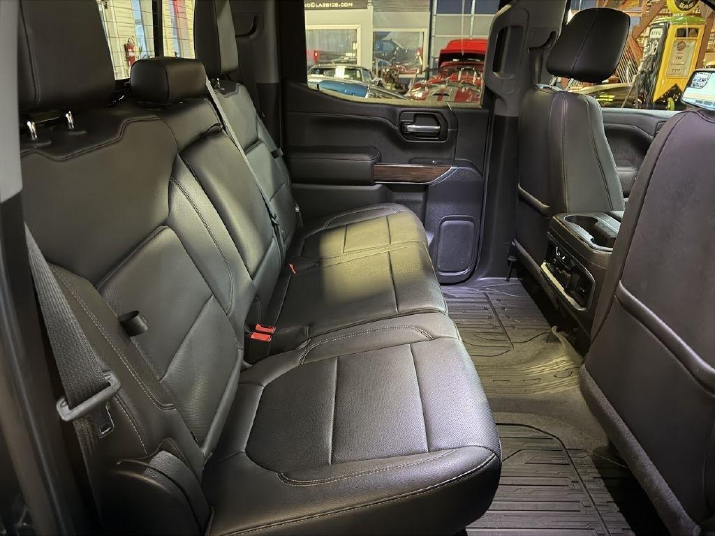 GMC Sierra 1500 SLT Crew Cab Short Box 4WD 2019