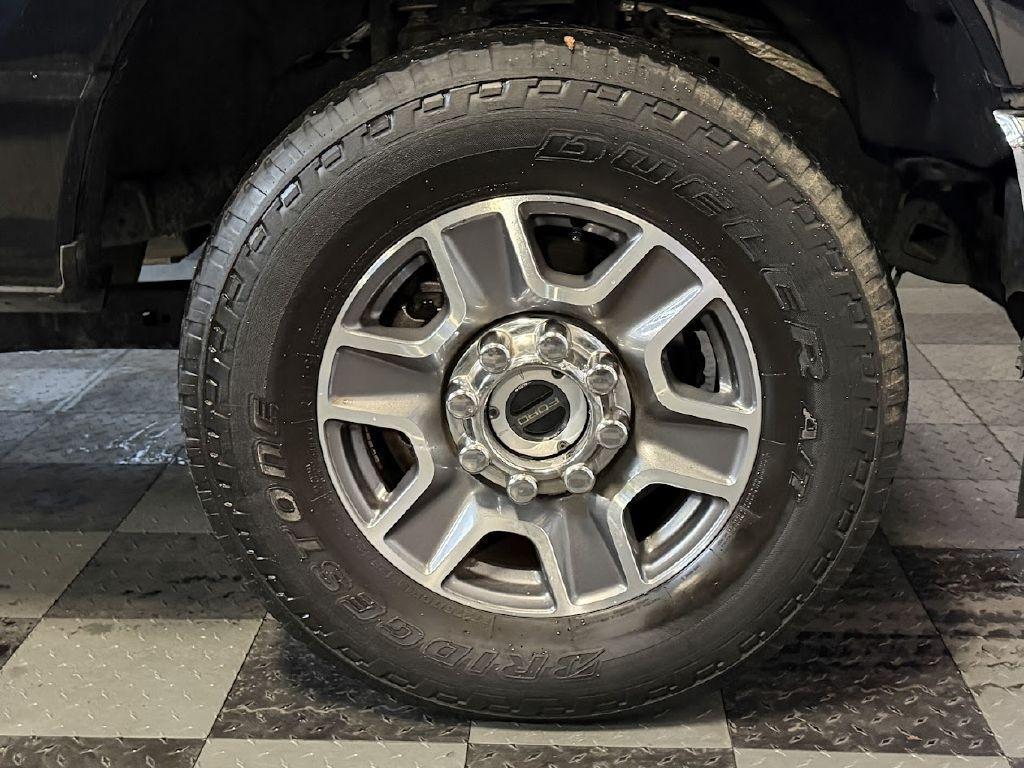 Ford F-350 SD Lariat Crew Cab LWB 4WD 2023