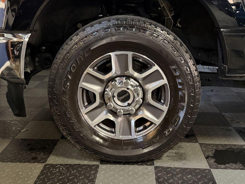 Ford F-350 SD Lariat Crew Cab LWB 4WD 2023