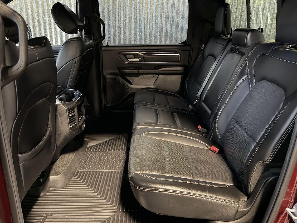 RAM 1500 Laramie Crew Cab 4WD SWB 2019