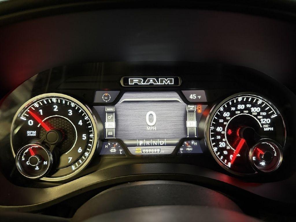 RAM 1500 Laramie Crew Cab 4WD SWB 2019