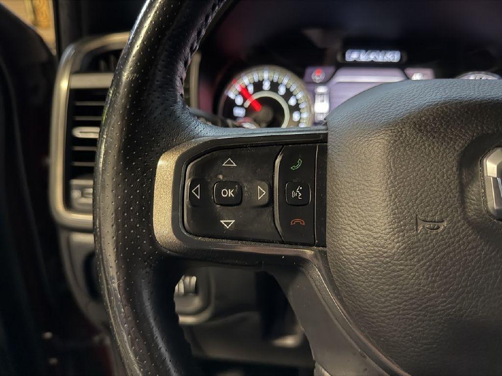RAM 1500 Laramie Crew Cab 4WD SWB 2019
