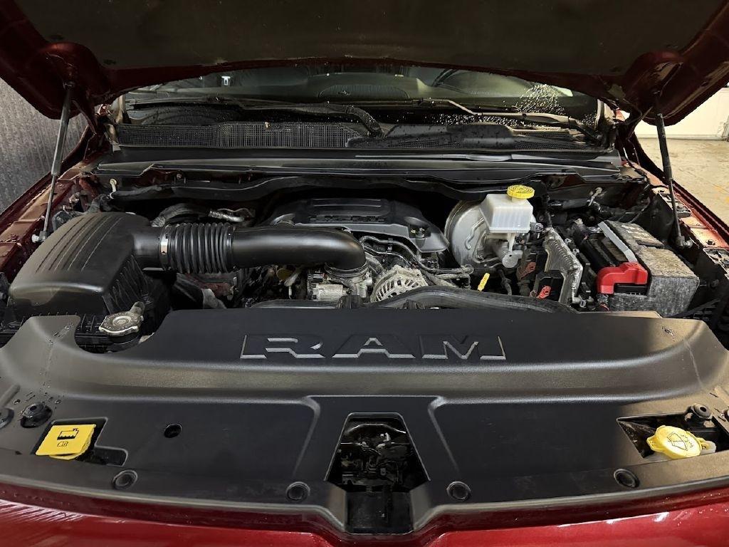 RAM 1500 Laramie Crew Cab 4WD SWB 2019