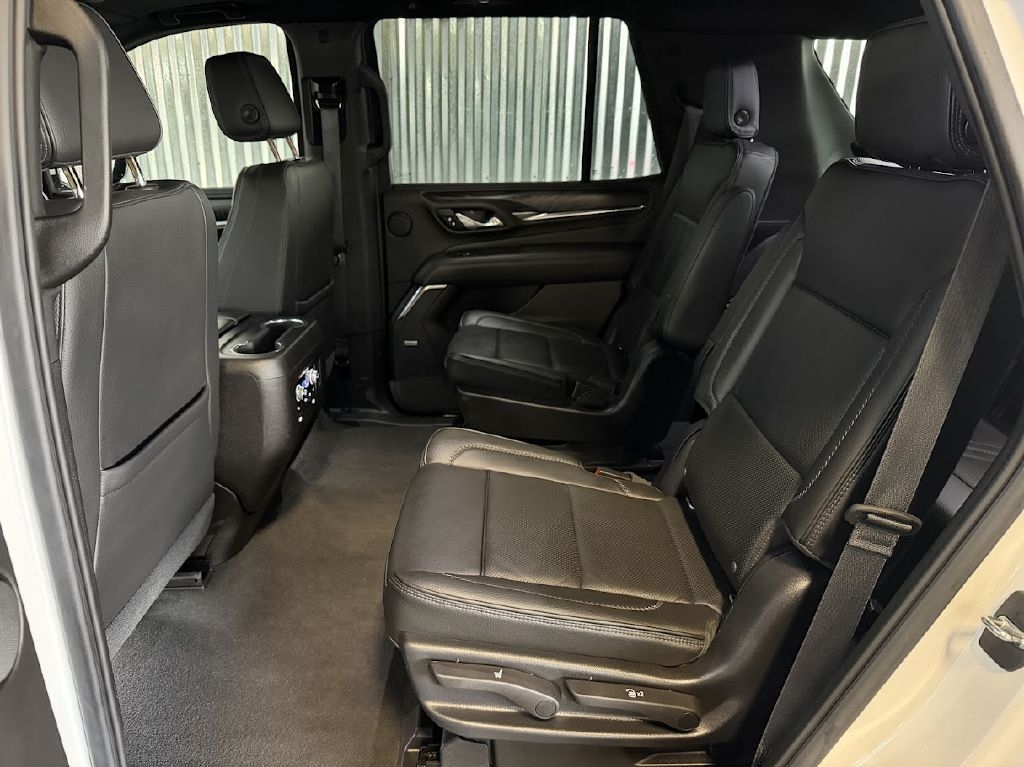 GMC Yukon Denali 4WD 2021