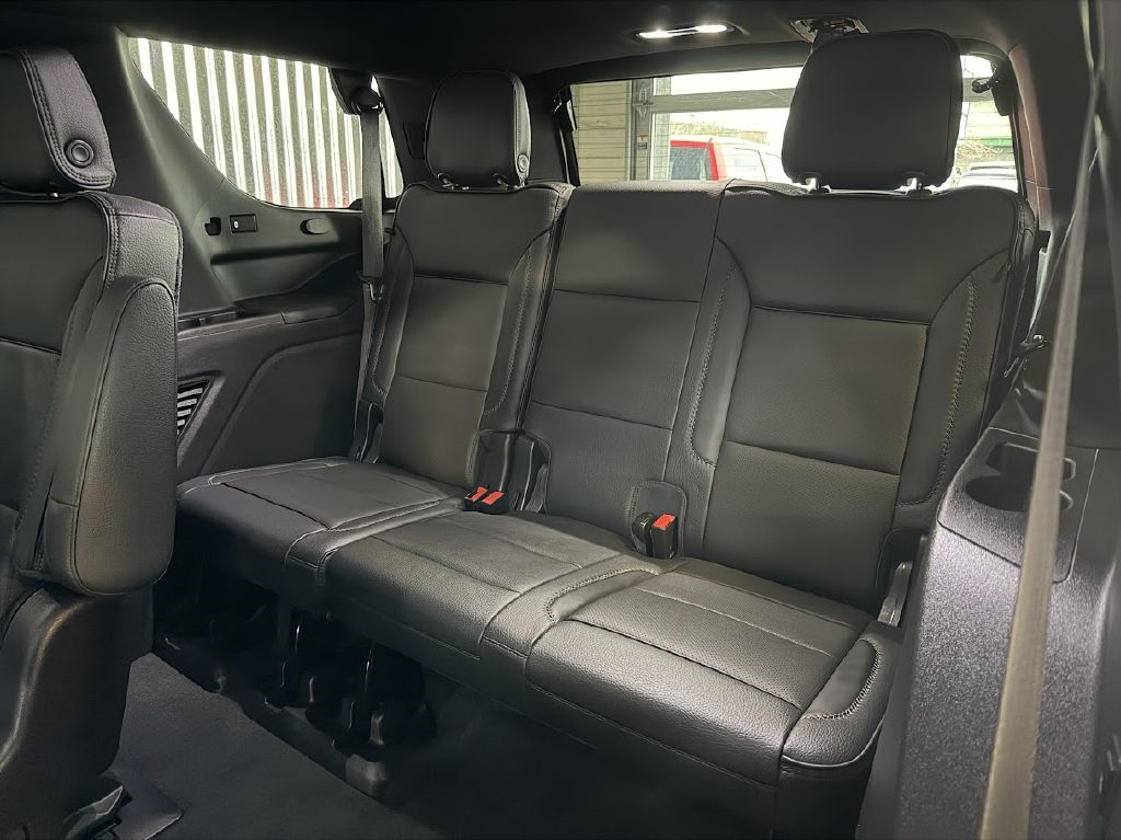 GMC Yukon Denali 4WD 2021