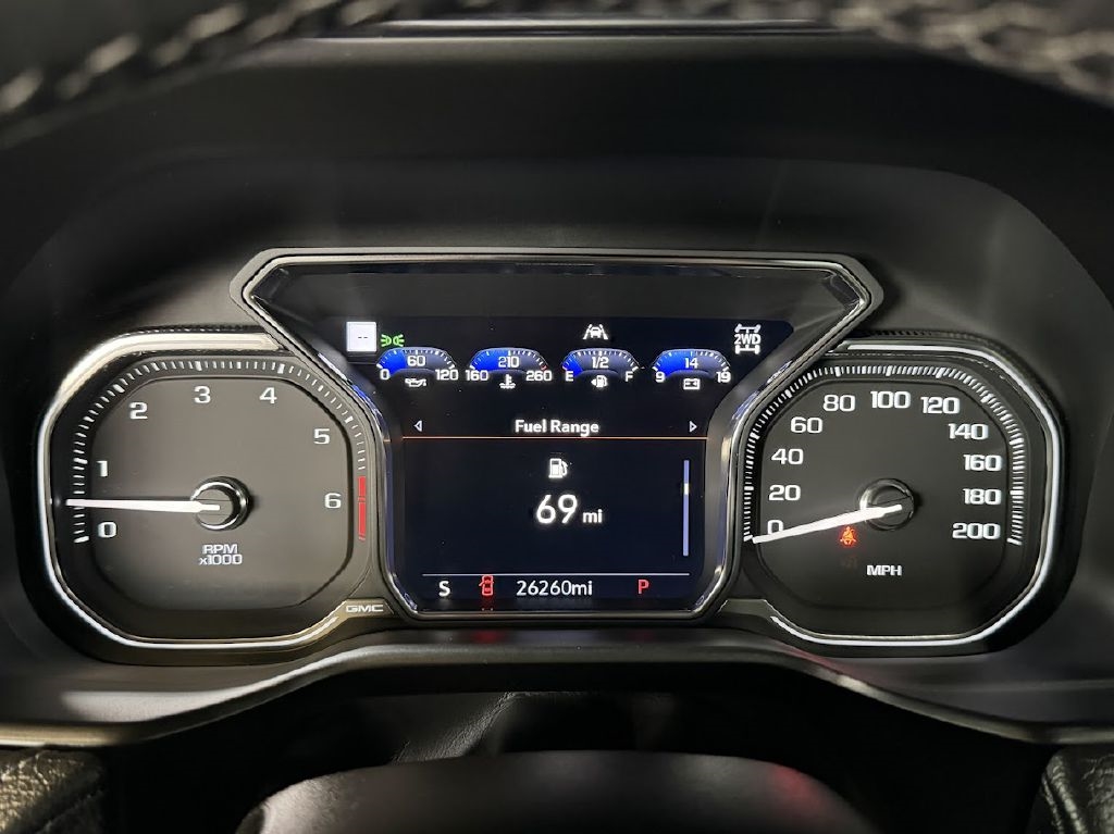 GMC Yukon Denali 4WD 2021