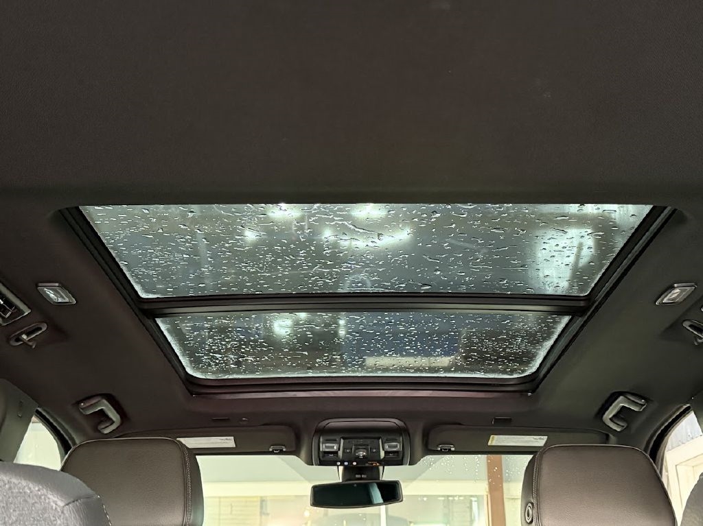 GMC Yukon Denali 4WD 2021