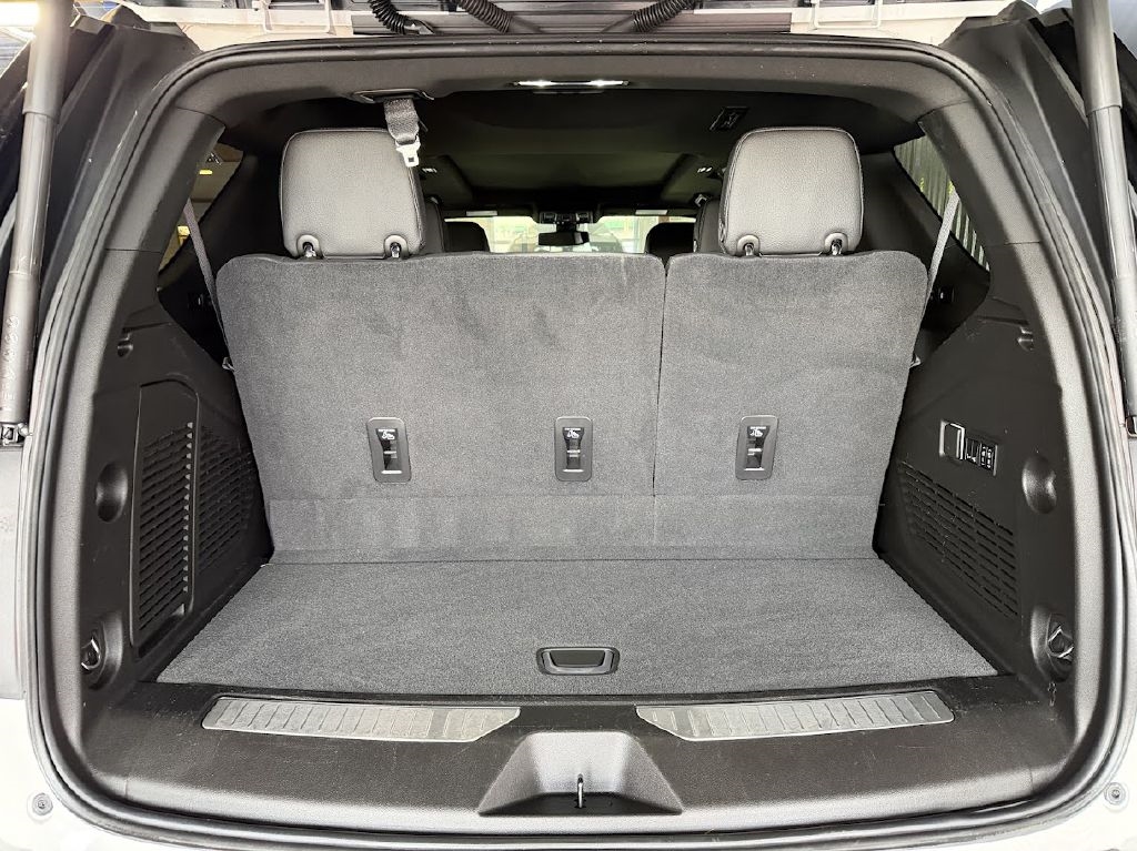 GMC Yukon Denali 4WD 2021