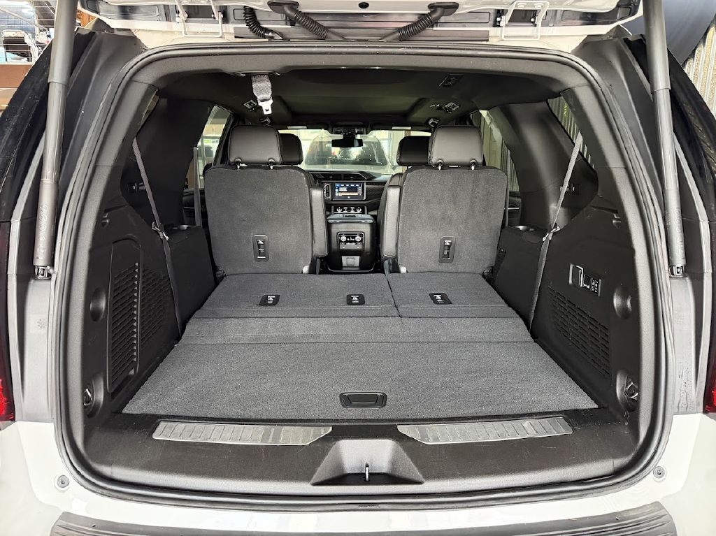 GMC Yukon Denali 4WD 2021