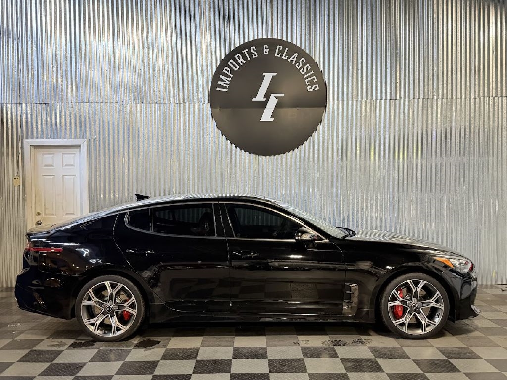 Kia Stinger GT1 2018