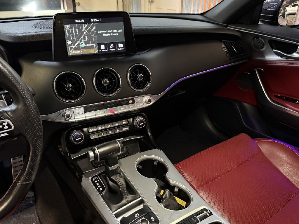 Kia Stinger GT1 2018