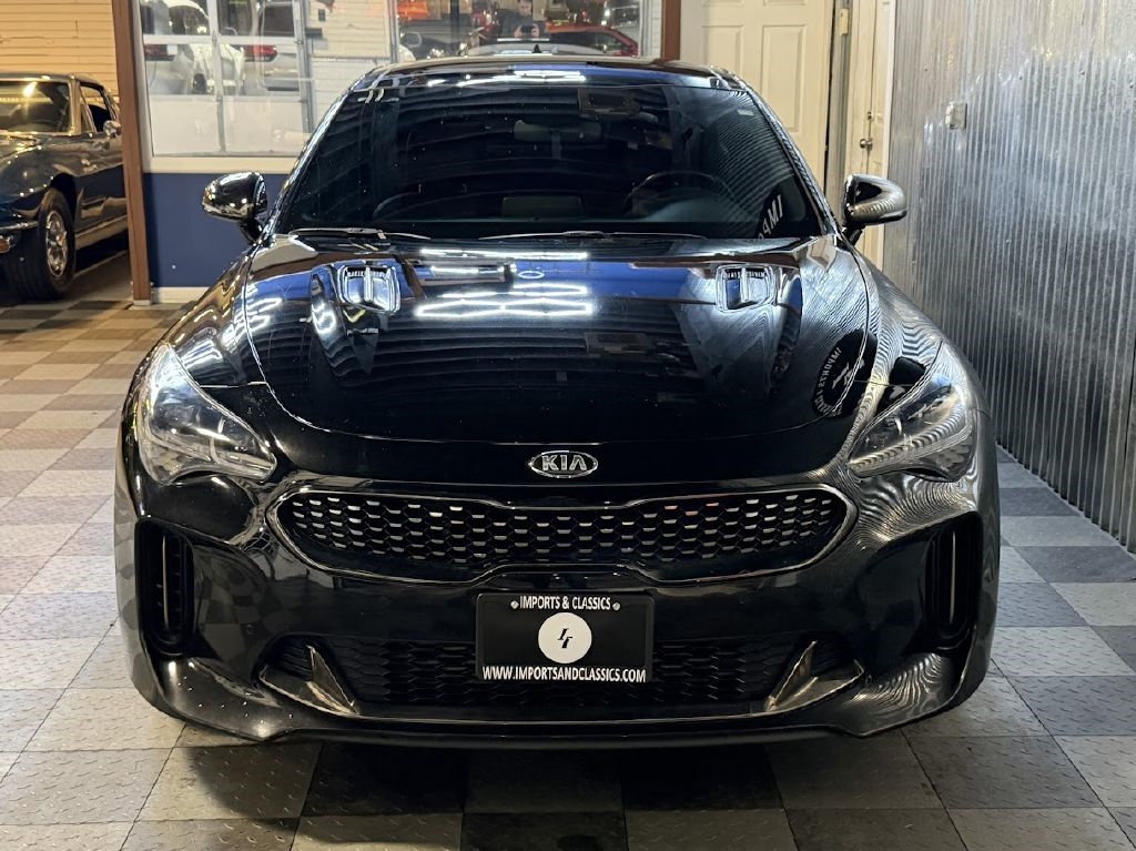 Kia Stinger GT1 2018