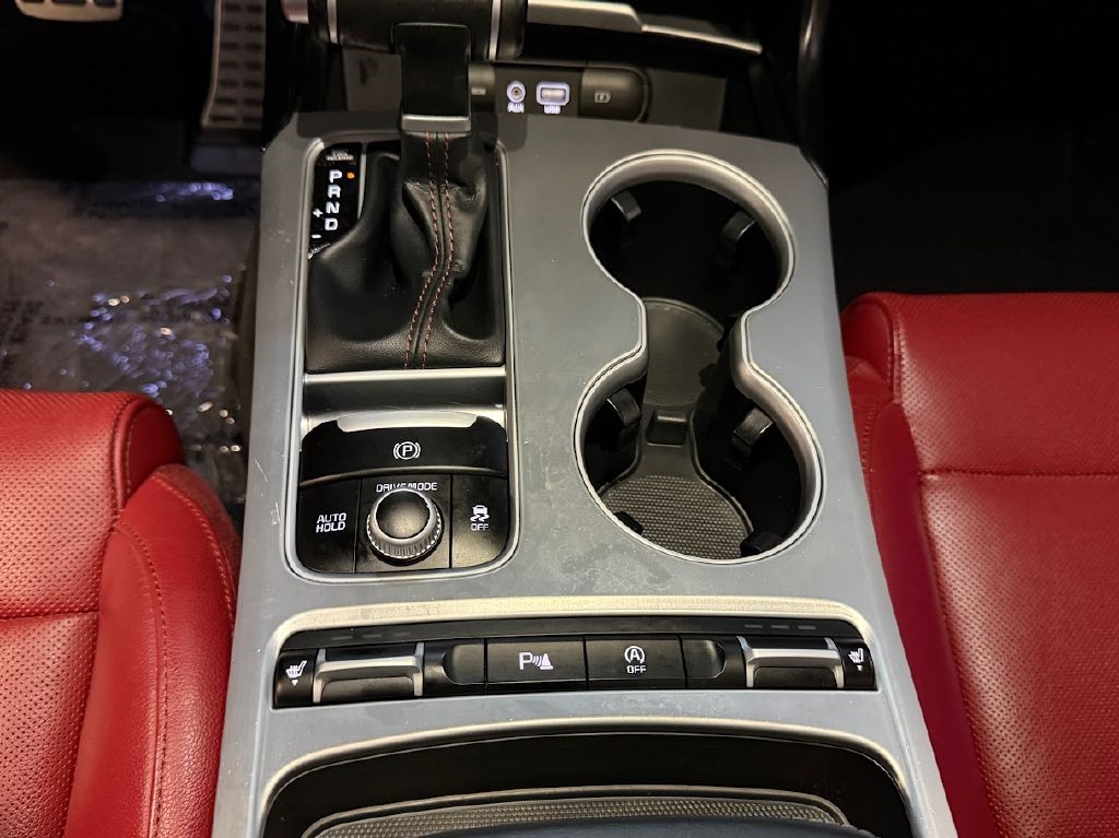 Kia Stinger GT1 2018