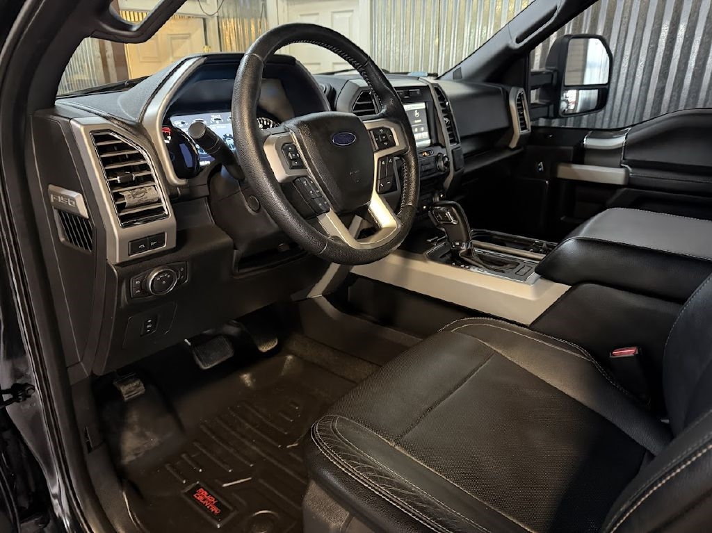 Ford F-150 XL SuperCrew 5.5-ft. Bed 4WD 2015