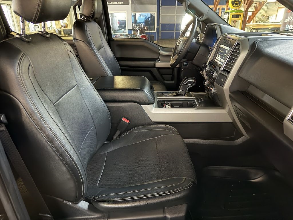 Ford F-150 XL SuperCrew 5.5-ft. Bed 4WD 2015