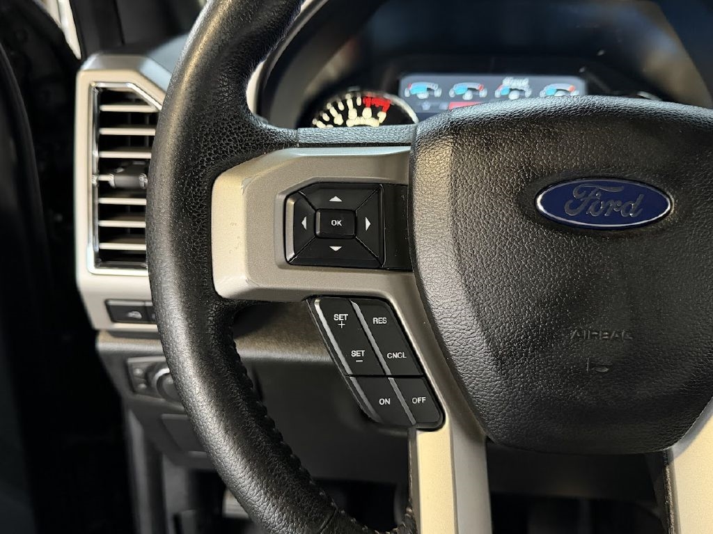 Ford F-150 XL SuperCrew 5.5-ft. Bed 4WD 2015