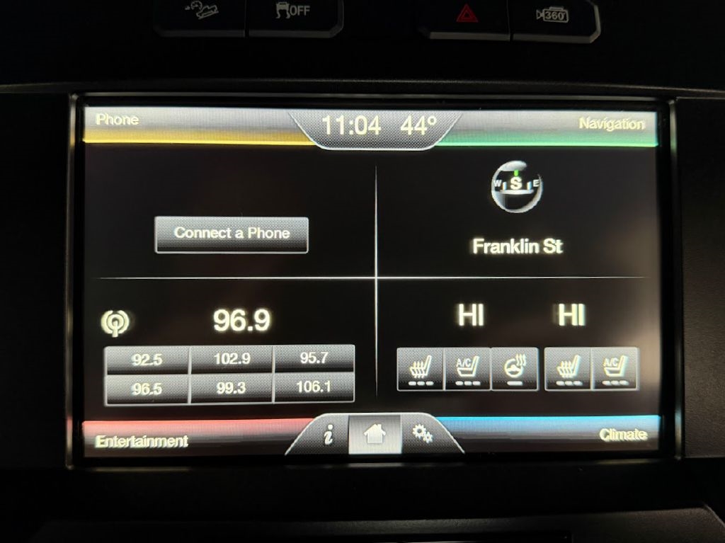 Ford F-150 Lariat SuperCrew 4WD 2015