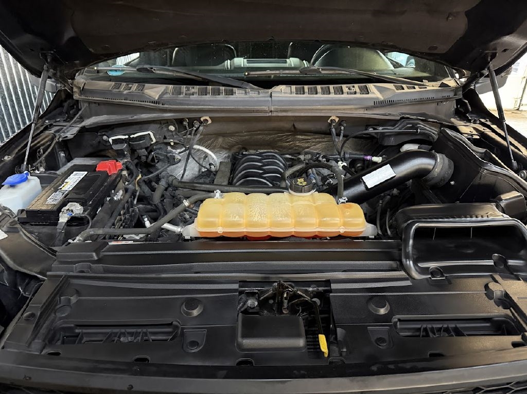 Ford F-150 Lariat SuperCrew 4WD 2015