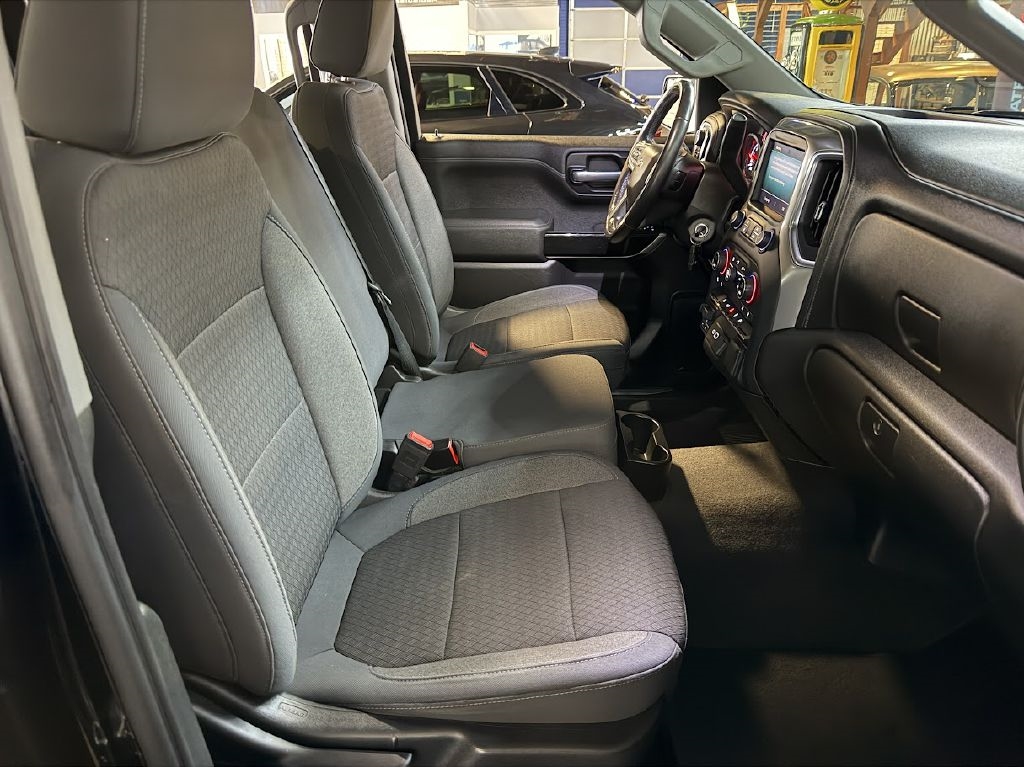 Chevrolet Silverado 1500 LT Crew Cab 4WD 2020