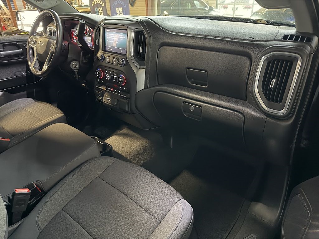 Chevrolet Silverado 1500 LT Crew Cab 4WD 2020