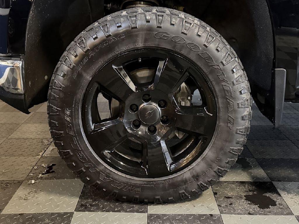 Chevrolet Silverado 1500 LT Crew Cab 4WD 2020