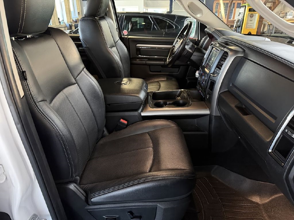 RAM 1500 Sport Crew Cab SWB 4WD 2018