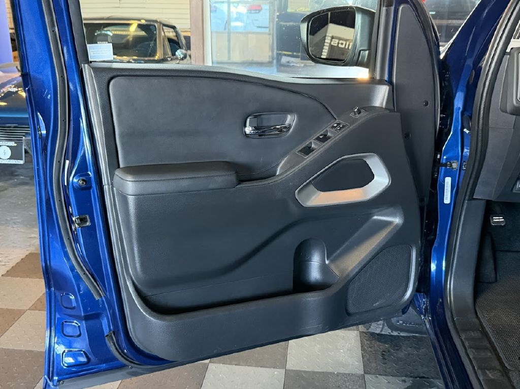 Nissan Frontier S Crew Cab 4WD 2022