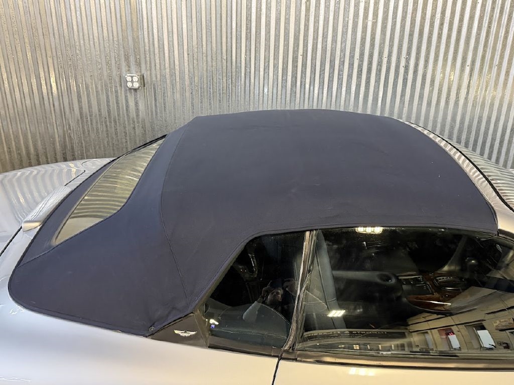 Aston Martin DB7 Volante 1997