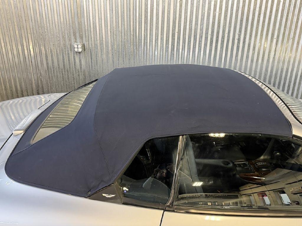 Aston Martin DB7 Volante 1997