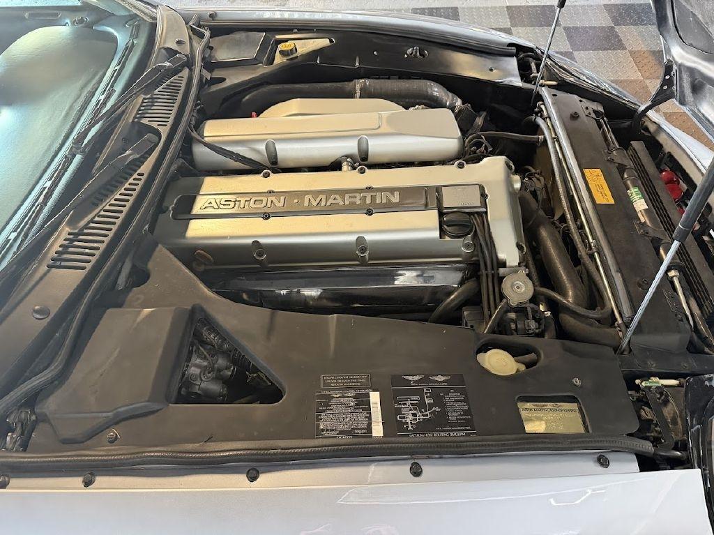 Aston Martin DB7 Volante 1997