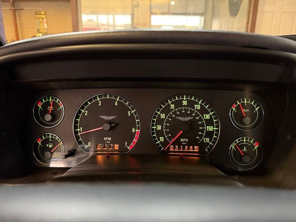 Aston Martin DB7 Volante 1997