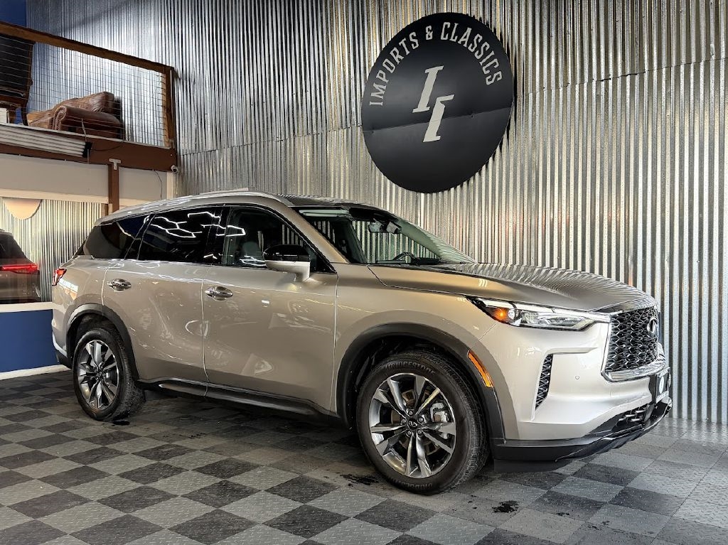 Infiniti QX60 LUXE AWD 2023