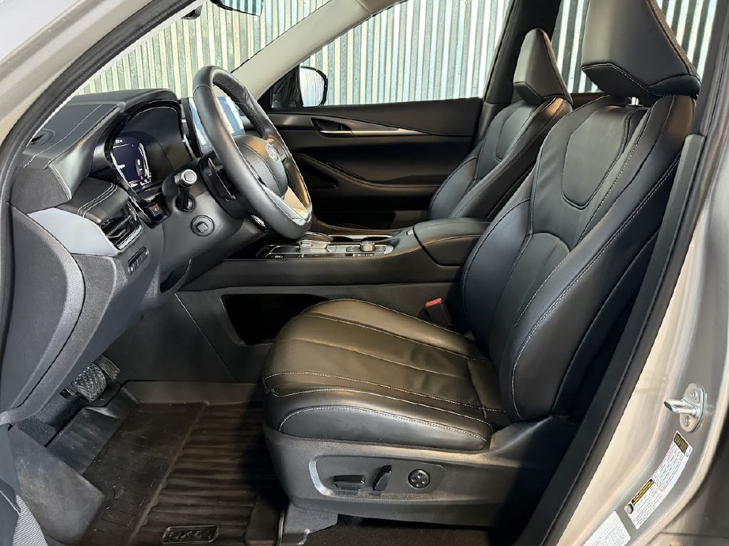 Infiniti QX60 LUXE AWD 2023