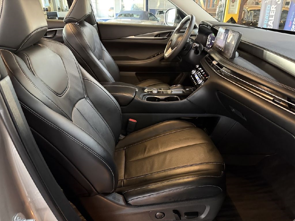 Infiniti QX60 LUXE AWD 2023