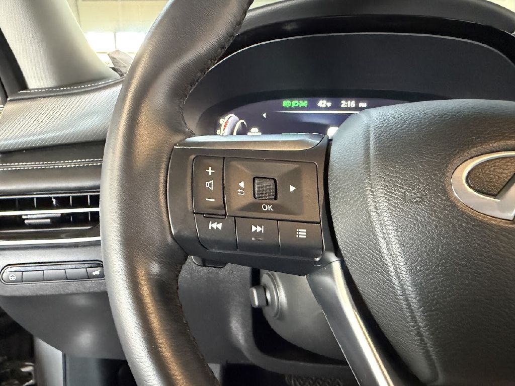 Infiniti QX60 LUXE AWD 2023