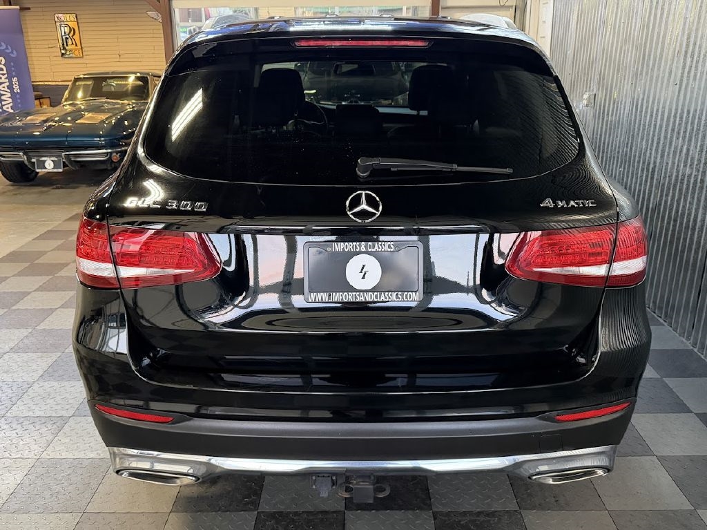 Mercedes-Benz GLC-Class GLC300 4MATIC 2016