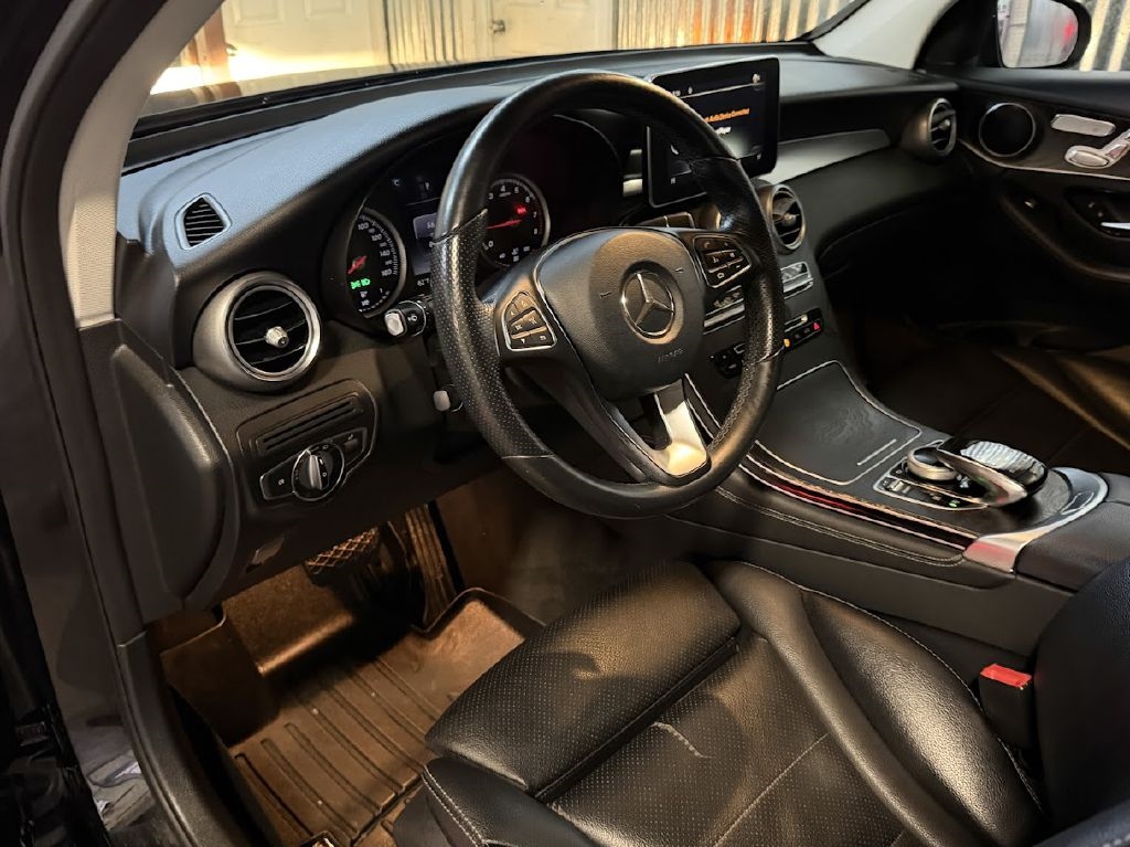 Mercedes-Benz GLC-Class GLC300 4MATIC 2016