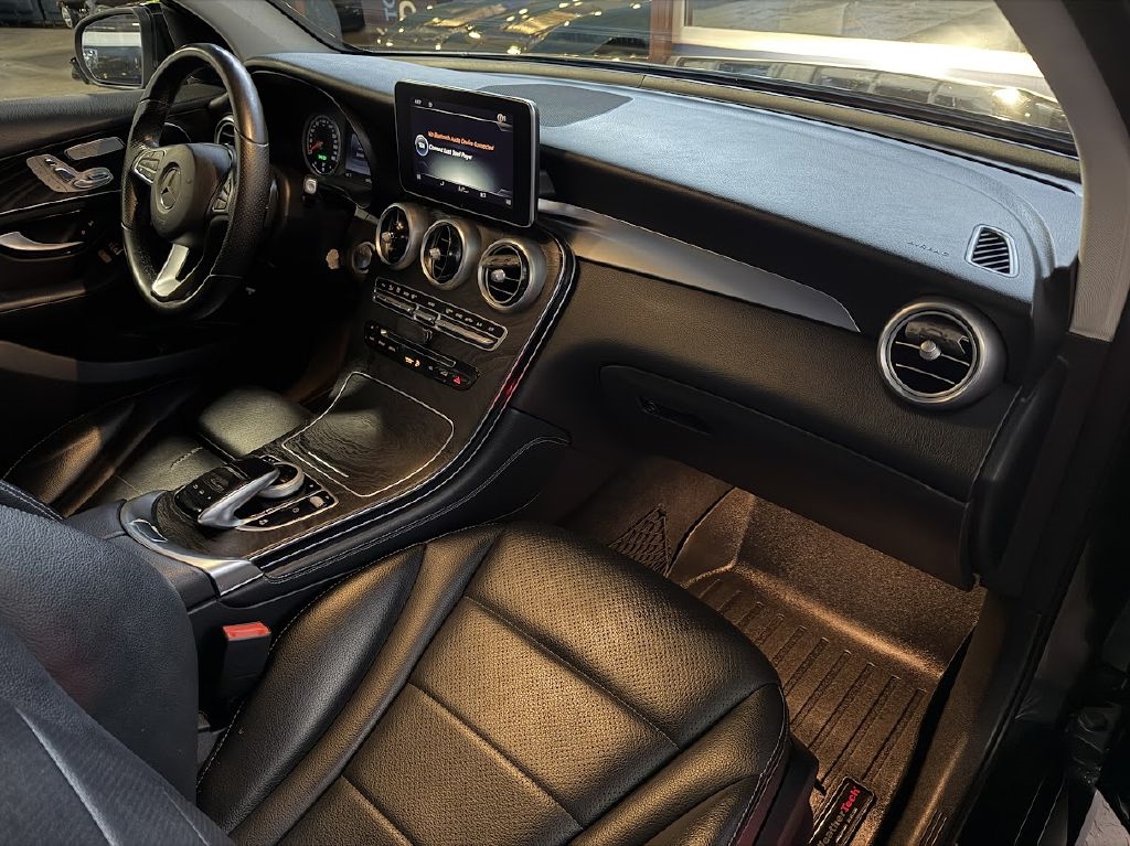 Mercedes-Benz GLC-Class GLC300 4MATIC 2016