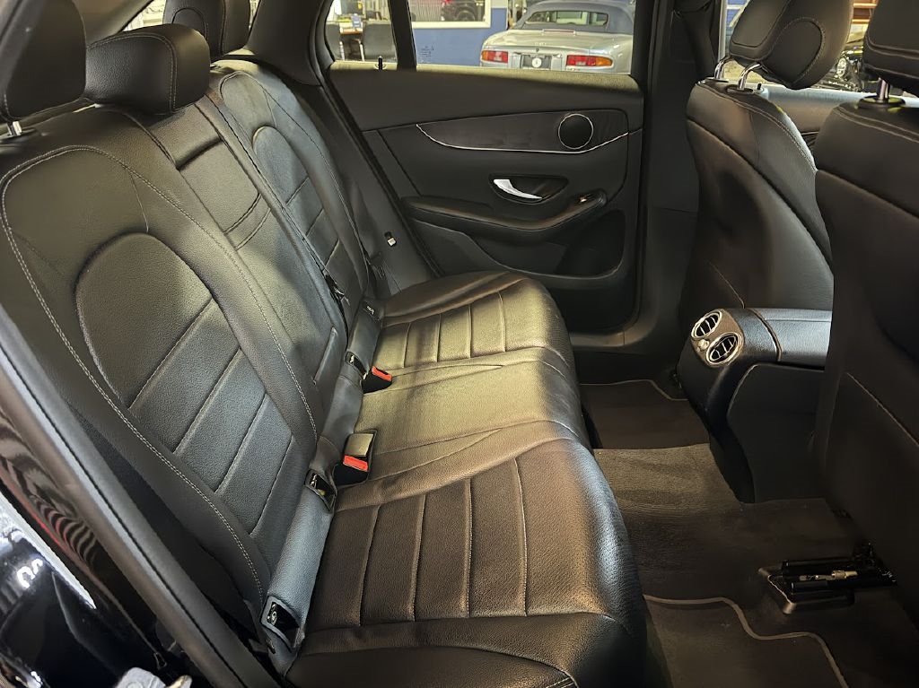 Mercedes-Benz GLC-Class GLC300 4MATIC 2016