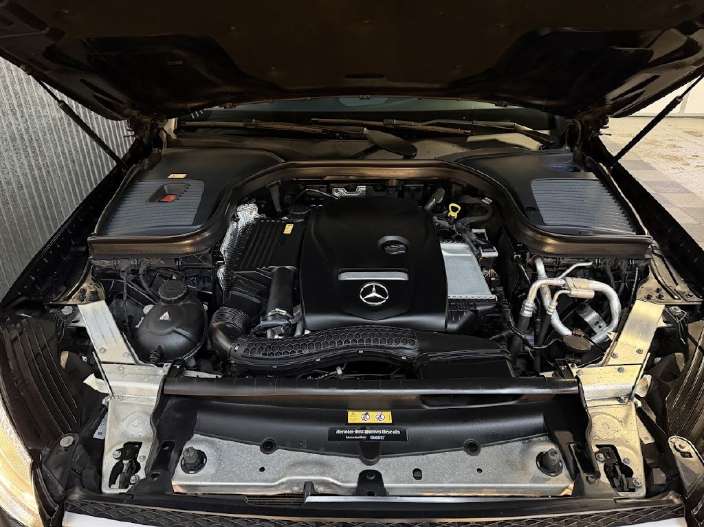 Mercedes-Benz GLC-Class GLC300 4MATIC 2016