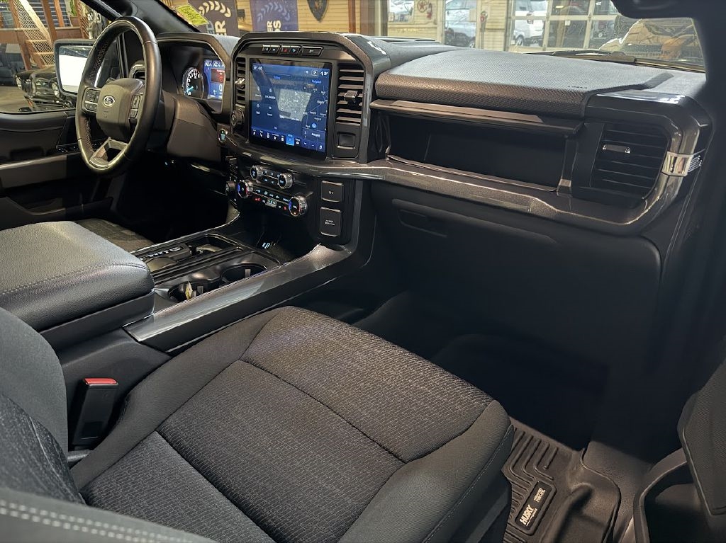 Ford F-150 XLT SuperCrew 6.5-ft Box 4WD 2023