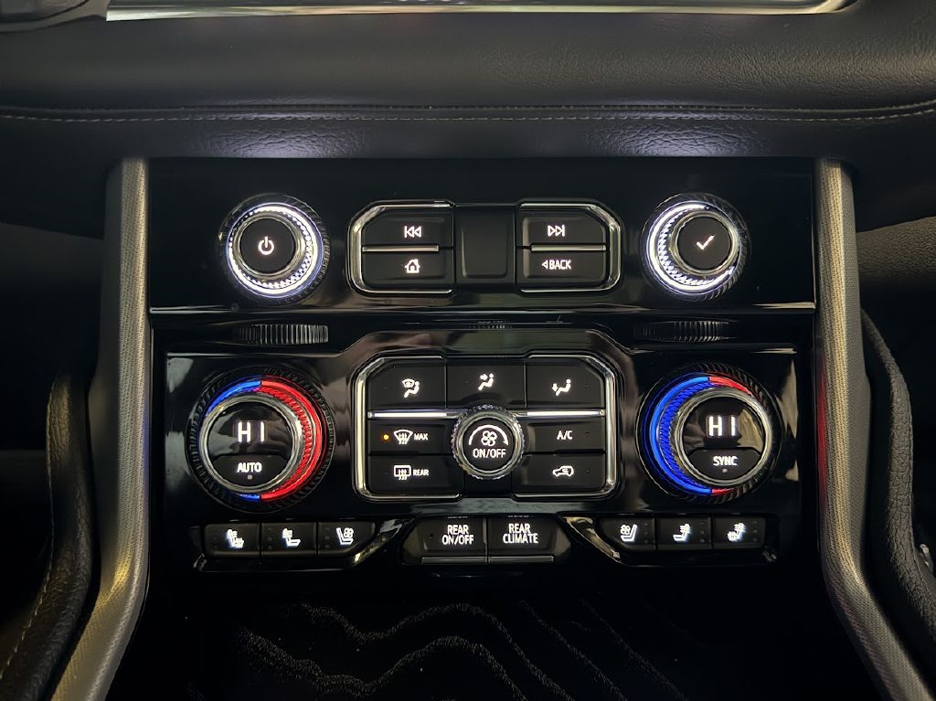 GMC Yukon Denali 4WD 2021