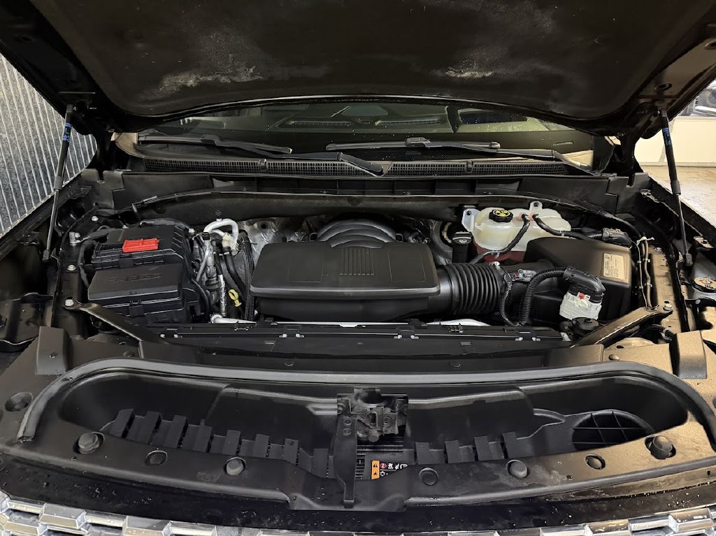 GMC Yukon Denali 4WD 2021