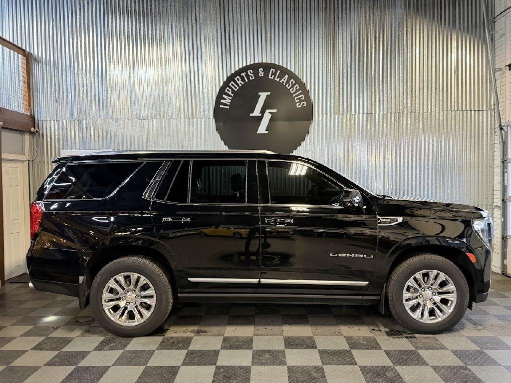 GMC Yukon Denali 4WD 2021