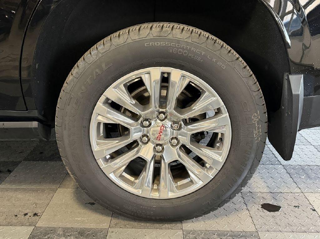 GMC Yukon Denali 4WD 2021