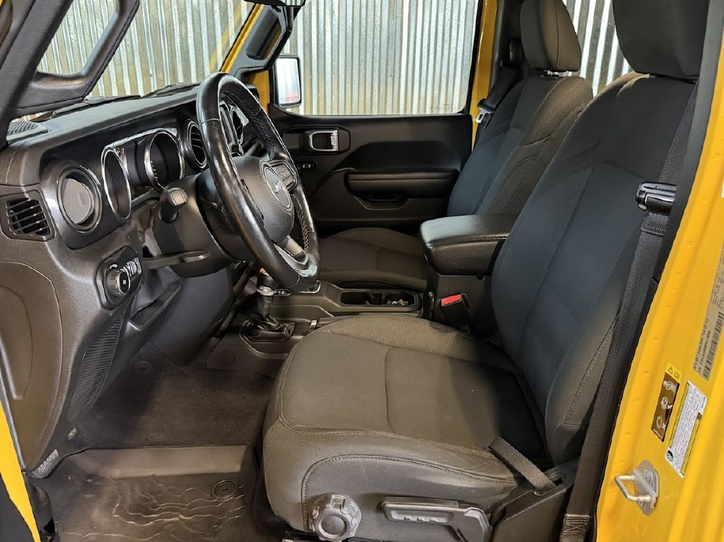 Jeep Wrangler Unlimited Sport 2021