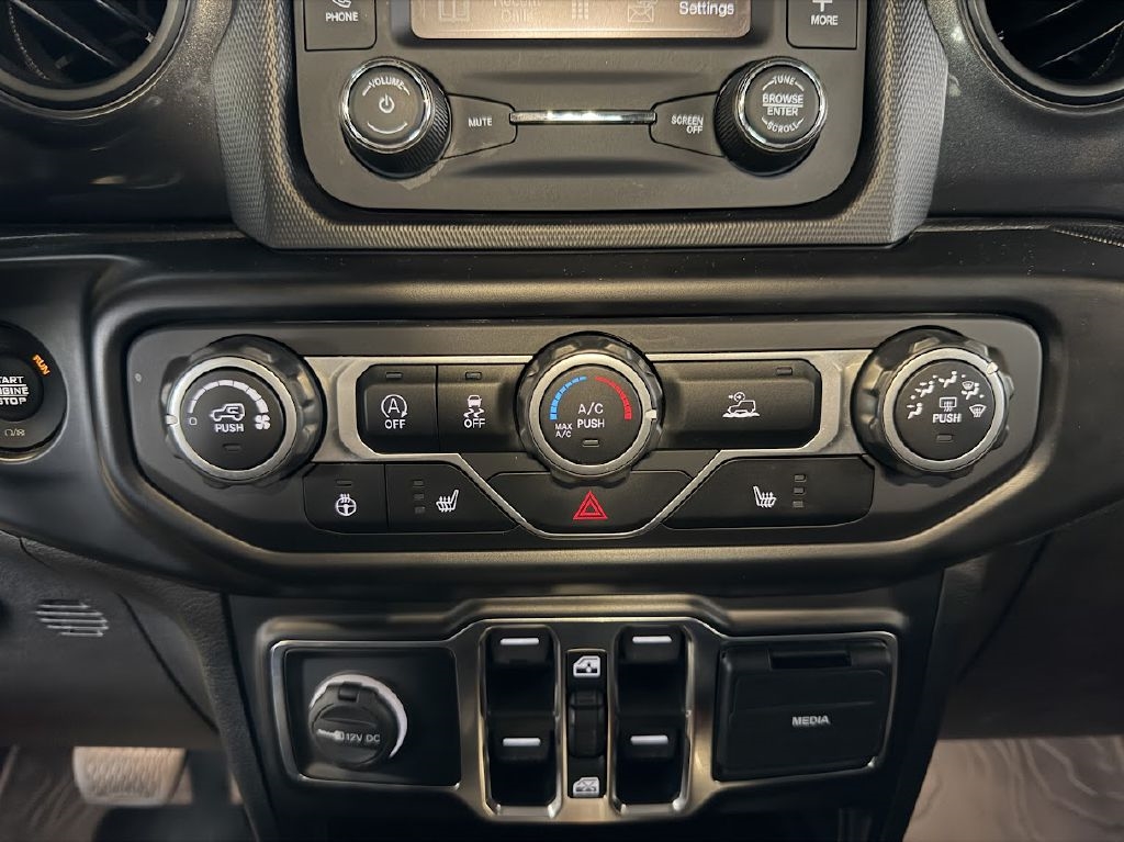 Jeep Wrangler Unlimited Sport 2021