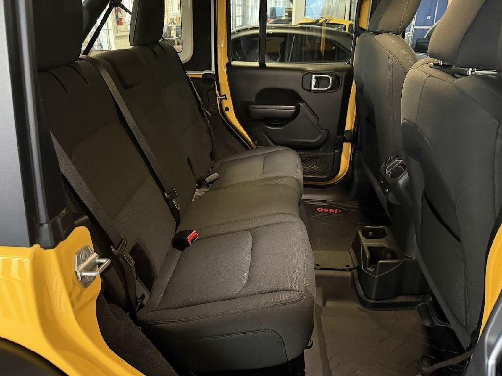 Jeep Wrangler Unlimited Sport Altitude 4x4 2021